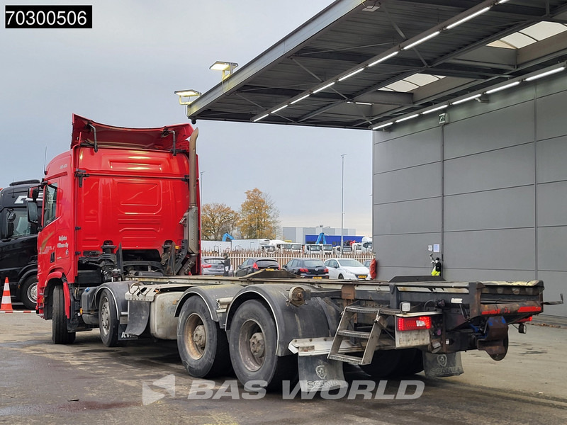 Scania R650 R 8X4 8x4 chassis Retarder Big-Axle semi Automatic Euro 6 - شاحنة بهيكل معدني للمقصورة: صورة 2 Scania R650 R 8X4 8x4 chassis Retarder Big-Axle semi Automatic Euro 6 - شاحنة بهيكل معدني للمقصورة: صورة 2