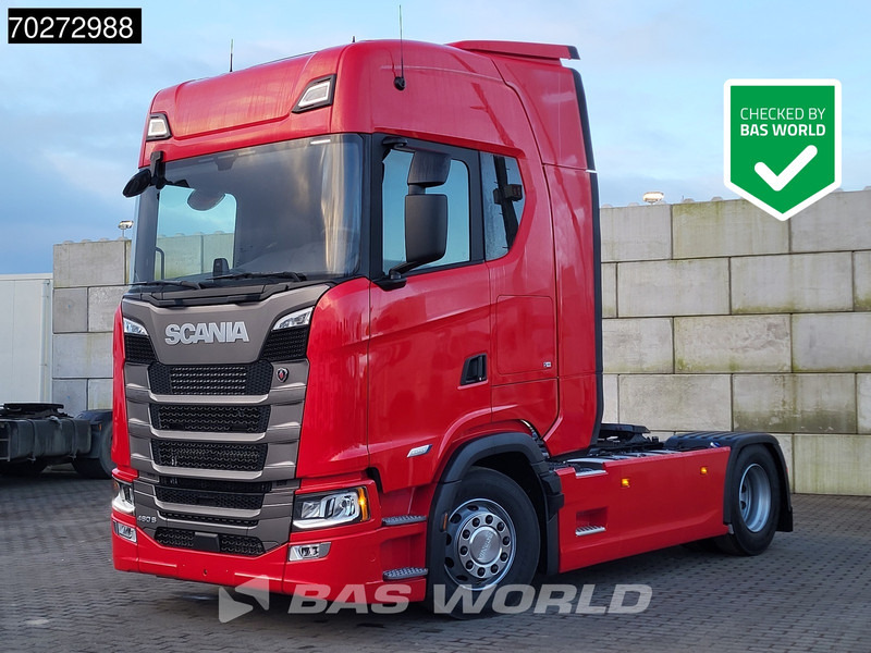 Scania S460 4X2 NEW! Retarder ACC Navi Standklima 2X Tanks - مقطورة السحب: صورة 1 Scania S460 4X2 NEW! Retarder ACC Navi Standklima 2X Tanks - مقطورة السحب: صورة 1