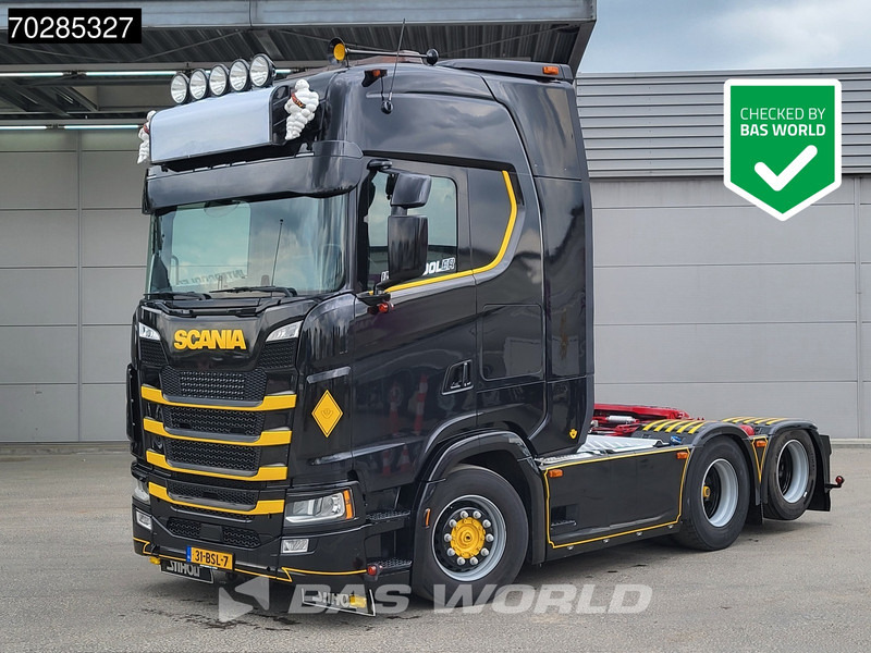 Scania S580 6X2 NL-Truck Retarder Full-Air Hydraulik Standklima ACC Navi LED - مقطورة السحب: صورة 1 Scania S580 6X2 NL-Truck Retarder Full-Air Hydraulik Standklima ACC Navi LED - مقطورة السحب: صورة 1