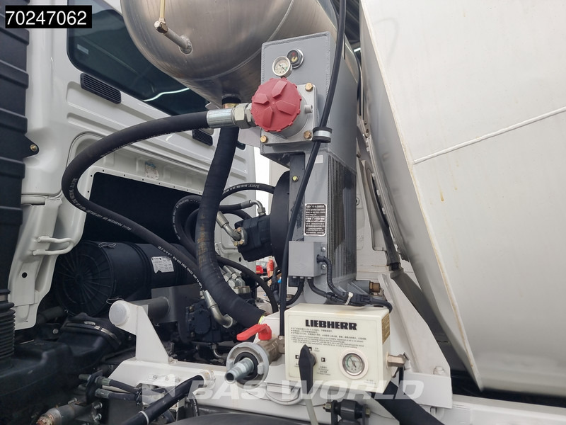 شاحنة خلاطة خرسانة للبيع Sitrak G5 350 8X4 8m3 Liebherr mixer Manual Steel Suspension: صورة 12 شاحنة خلاطة خرسانة للبيع Sitrak G5 350 8X4 8m3 Liebherr mixer Manual Steel Suspension: صورة 12