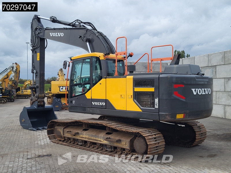 Volvo EC220 E L - حفار زاحف: صورة 2 Volvo EC220 E L - حفار زاحف: صورة 2