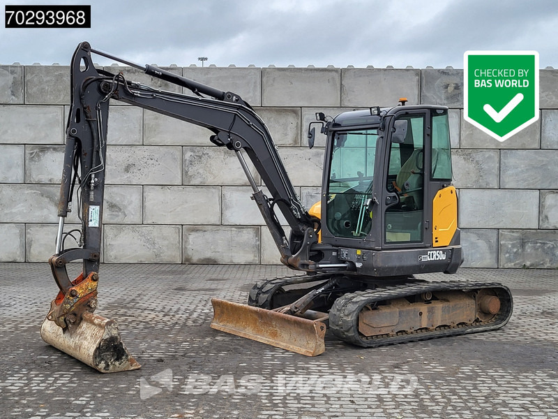 Volvo ECR50 D - حفار صغير: صورة 1 Volvo ECR50 D - حفار صغير: صورة 1