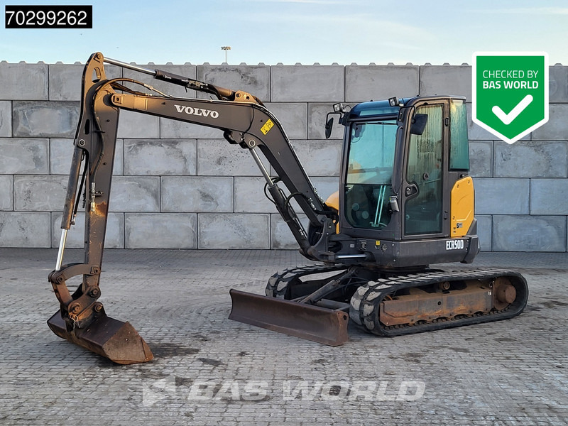 Volvo ECR50 D - حفار صغير: صورة 1 Volvo ECR50 D - حفار صغير: صورة 1