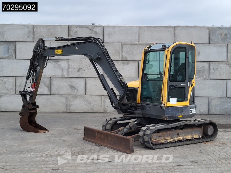 Volvo ECR58 ECR58 - حفار صغير: صورة 3 Volvo ECR58 ECR58 - حفار صغير: صورة 3