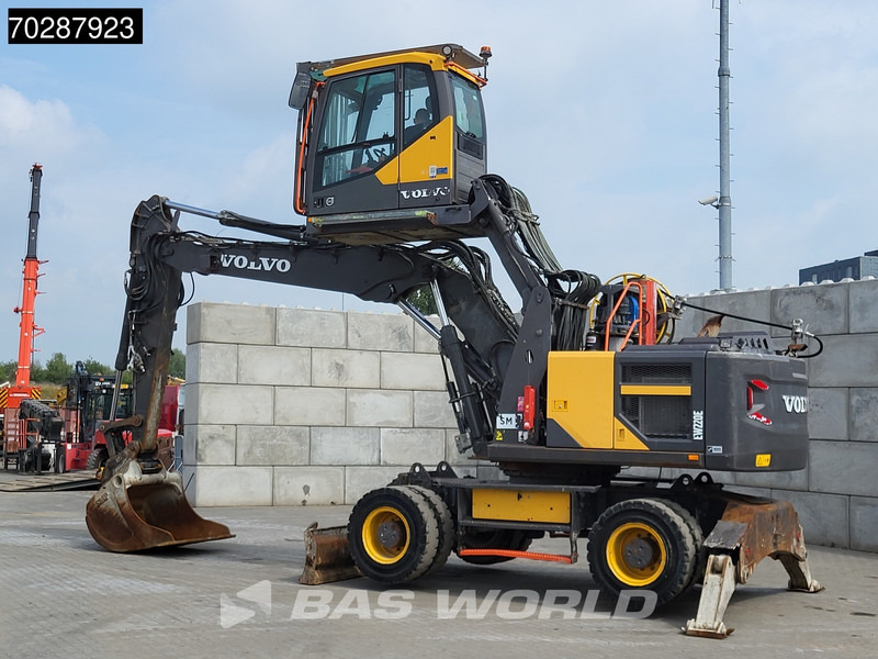 Volvo EW220 E - حفار ذو عجلات: صورة 5 Volvo EW220 E - حفار ذو عجلات: صورة 5