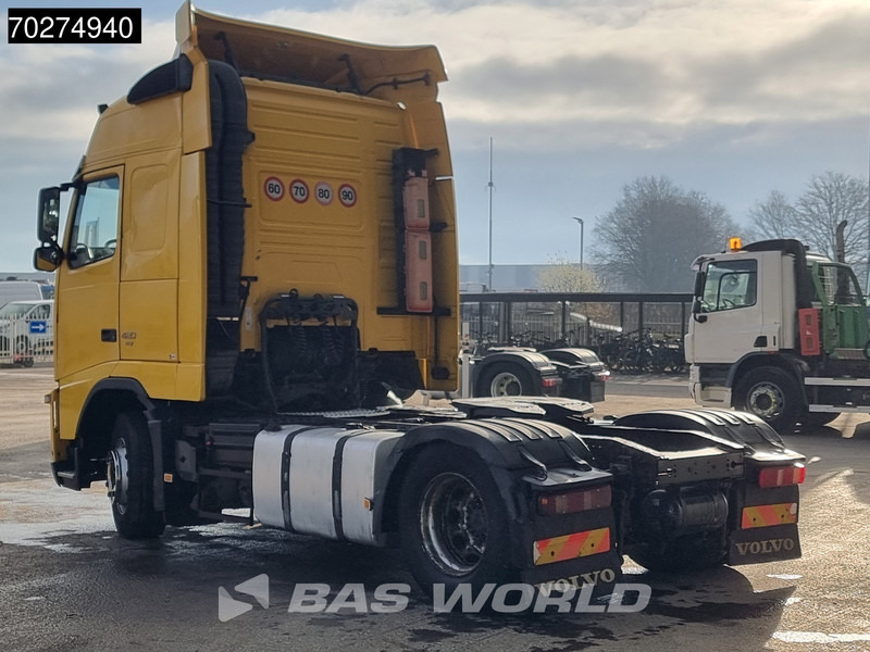 Volvo FH 420 898 4X2 2xTanks Xenon Euro 5 - مقطورة السحب: صورة 2 Volvo FH 420 898 4X2 2xTanks Xenon Euro 5 - مقطورة السحب: صورة 2