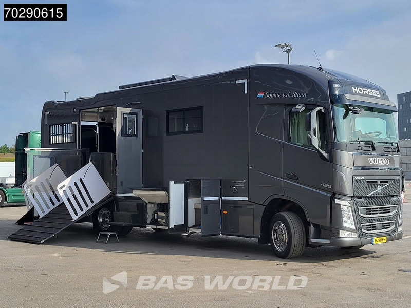 Volvo FH 420 FH 4X2 NL-Truck STX Horse truck + Living 4 Horses Navi ACC Euro 6 - شاحنة نقل خيل: صورة 3 Volvo FH 420 FH 4X2 NL-Truck STX Horse truck + Living 4 Horses Navi ACC Euro 6 - شاحنة نقل خيل: صورة 3