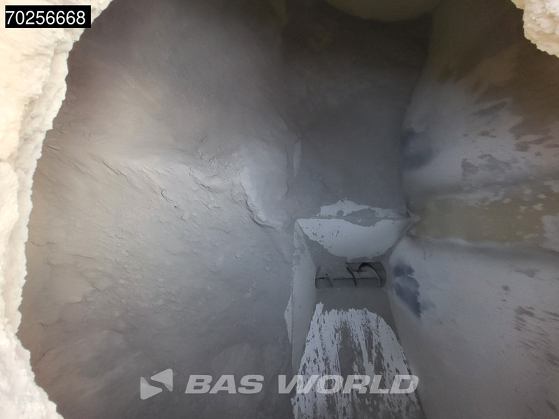 شاحنة خلاطة خرسانة Volvo FH 460 10X4 NL-Truck Sand Mortar truck Big-Axle Lenkachse Xenon EEV: صورة 11 شاحنة خلاطة خرسانة Volvo FH 460 10X4 NL-Truck Sand Mortar truck Big-Axle Lenkachse Xenon EEV: صورة 11