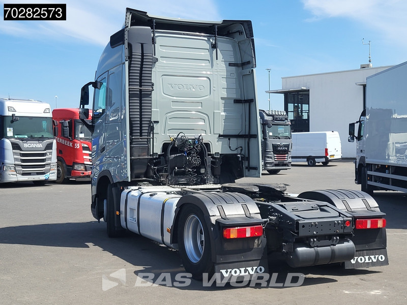 Volvo FH 460 4X2 2x Tanks VEB+ LED ACC Euro 6 - مقطورة السحب: صورة 2 Volvo FH 460 4X2 2x Tanks VEB+ LED ACC Euro 6 - مقطورة السحب: صورة 2