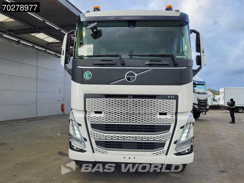 شاحنة برافعة خطافية للبيع  Volvo FH 540 8X4 NEW! HYVA 30-62 Heavy-Duty Lift-Steering Axle Retarder Euro 6: صورة 9
