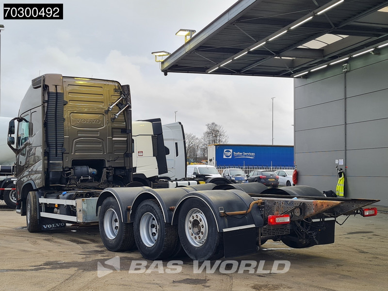 Volvo FH 540 FH 8X4 Chassis Lift+Steering Axle Automatic VEB+ Euro 6 - شاحنة بهيكل معدني للمقصورة: صورة 2 Volvo FH 540 FH 8X4 Chassis Lift+Steering Axle Automatic VEB+ Euro 6 - شاحنة بهيكل معدني للمقصورة: صورة 2