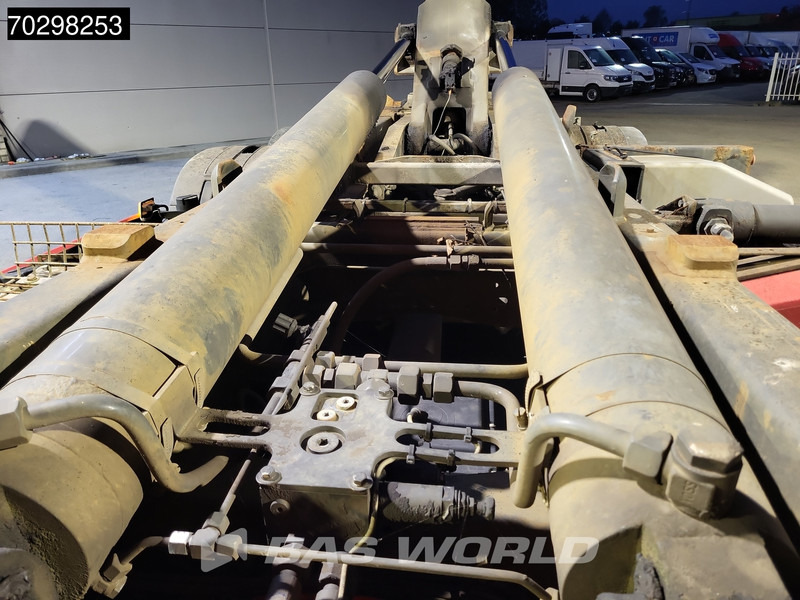 Volvo FM 370 6X2 21t Hooklift Lift Axle Automatic Euro 5 - شاحنة برافعة خطافية: صورة 5 Volvo FM 370 6X2 21t Hooklift Lift Axle Automatic Euro 5 - شاحنة برافعة خطافية: صورة 5