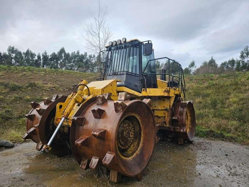 Caterpillar 826GII - ضاغطة التربة: صورة 2 Caterpillar 826GII - ضاغطة التربة: صورة 2