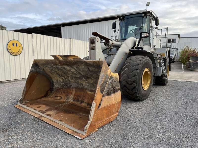Caterpillar Chargeur sur Pneus 962K - اللودر بعجل: صورة 2 Caterpillar Chargeur sur Pneus 962K - اللودر بعجل: صورة 2