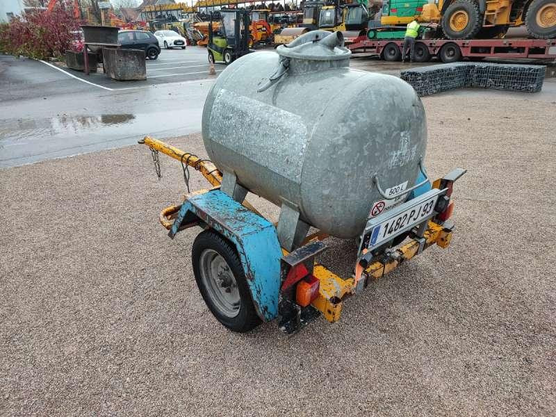 Courant Semi Citerne 500 LITRES A EAU - خزان: صورة 5 Courant Semi Citerne 500 LITRES A EAU - خزان: صورة 5