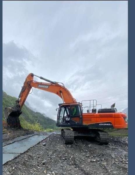 Doosan DX340 LC-5 - حفار زاحف: صورة 2 Doosan DX340 LC-5 - حفار زاحف: صورة 2