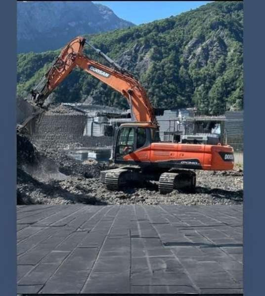 Doosan DX340 LC-5 - حفار زاحف: صورة 4 Doosan DX340 LC-5 - حفار زاحف: صورة 4