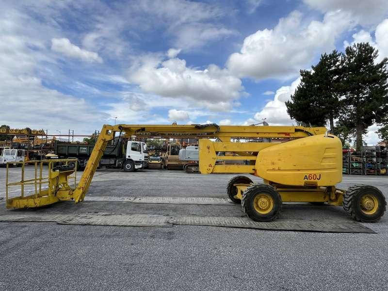 Grove A60J - مرفاع بصاري عمودي: صورة 4 Grove A60J - مرفاع بصاري عمودي: صورة 4