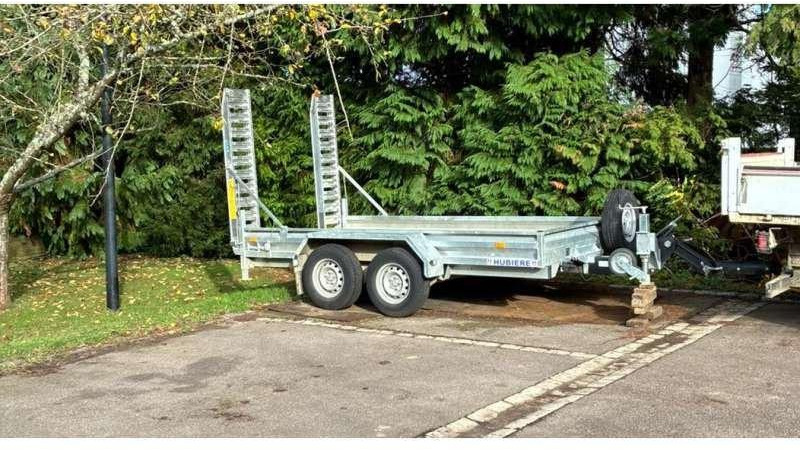 HUBIERE 2 ESSIEUX - مقطورة عربة: صورة 2 HUBIERE 2 ESSIEUX - مقطورة عربة: صورة 2