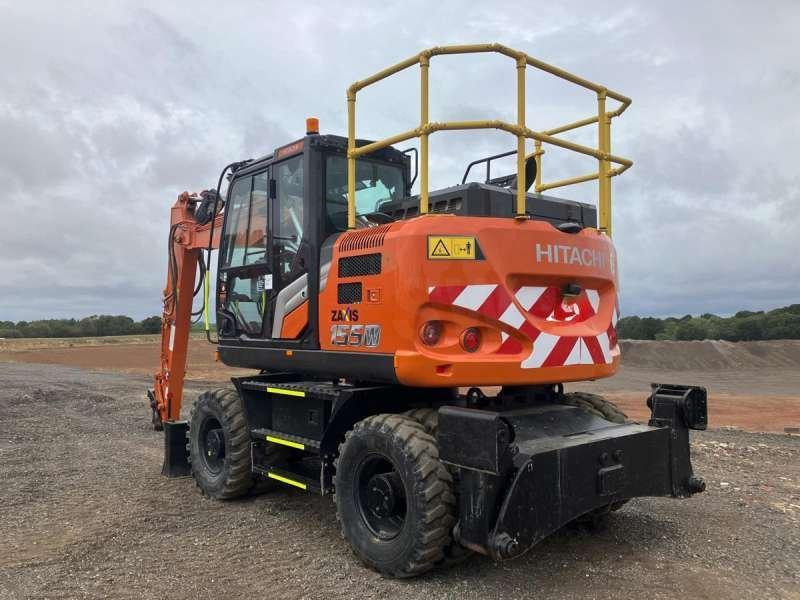 Hitachi ZX155W-7 - حفار ذو عجلات: صورة 3 Hitachi ZX155W-7 - حفار ذو عجلات: صورة 3