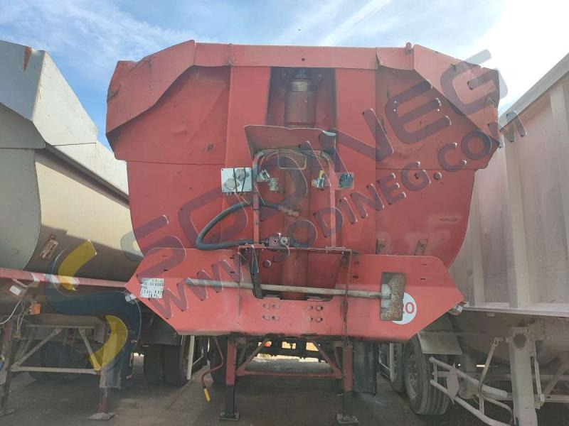 نصف مقطورة قلابة Kaiser 2 ESSIEUX: صورة 6