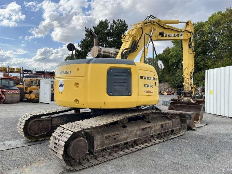 Kobelco SK235SRNLC-1ES - حفار زاحف: صورة 5 Kobelco SK235SRNLC-1ES - حفار زاحف: صورة 5