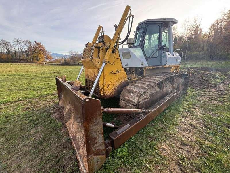 Komatsu D65EX-12 - بلدوزر: صورة 3 Komatsu D65EX-12 - بلدوزر: صورة 3