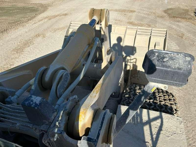 اللودر بعجل Komatsu WA600-8E0: صورة 30