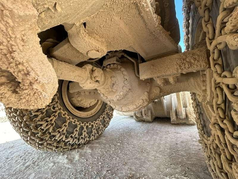 اللودر بعجل Komatsu WA600-8E0: صورة 45