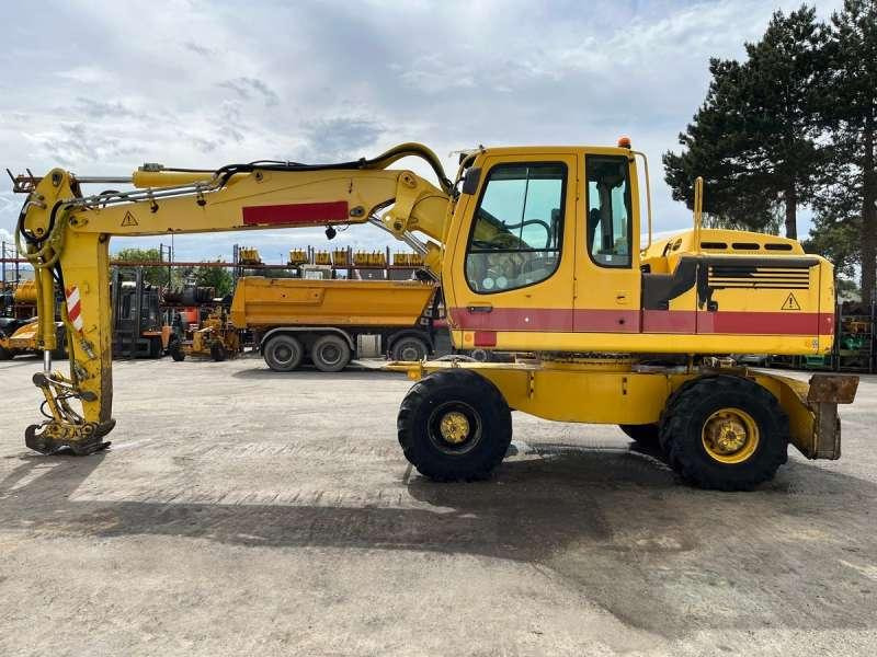 Liebherr A900 C LITRONIC - حفار ذو عجلات: صورة 4 Liebherr A900 C LITRONIC - حفار ذو عجلات: صورة 4