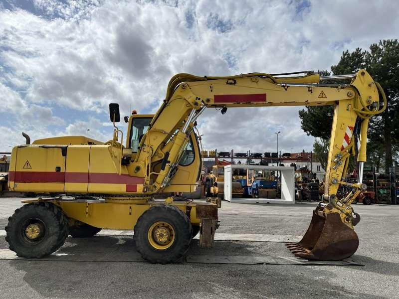حفار ذو عجلات Liebherr A900C Litronic: صورة 7
