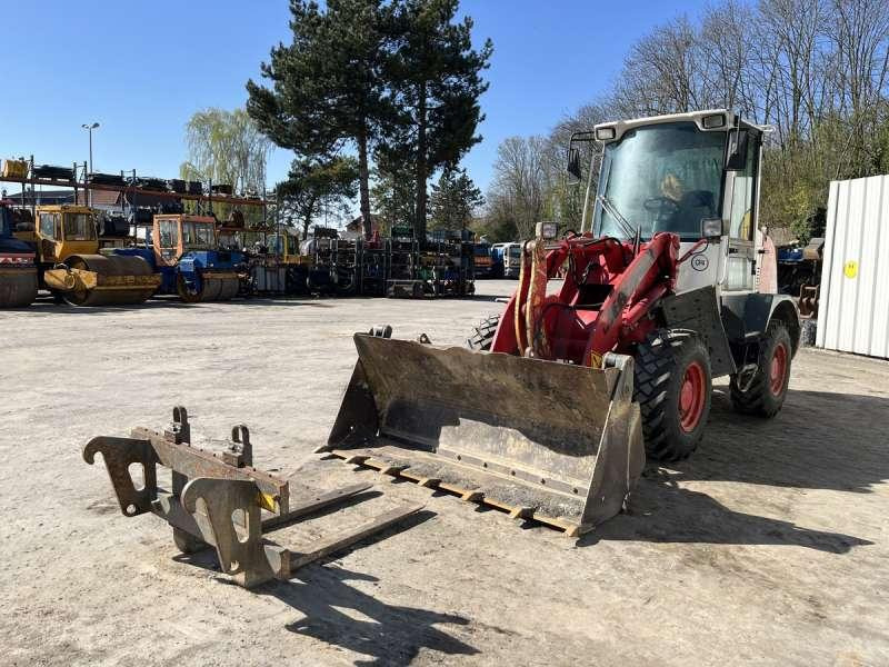 Liebherr L506 Stereo - لودر مفصلي صغير: صورة 2 Liebherr L506 Stereo - لودر مفصلي صغير: صورة 2