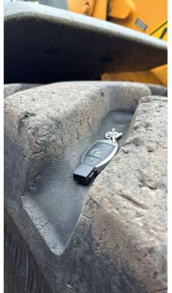 Liebherr L544 2PLUS2 - اللودر بعجل: صورة 5 Liebherr L544 2PLUS2 - اللودر بعجل: صورة 5