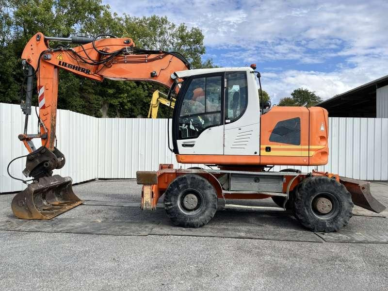 Liebherr Pelle sur Pneus A918 COMPACT - حفار ذو عجلات: صورة 3 Liebherr Pelle sur Pneus A918 COMPACT - حفار ذو عجلات: صورة 3