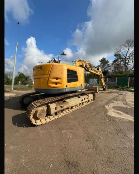 Liebherr R926 COMPACT - حفار زاحف: صورة 4 Liebherr R926 COMPACT - حفار زاحف: صورة 4