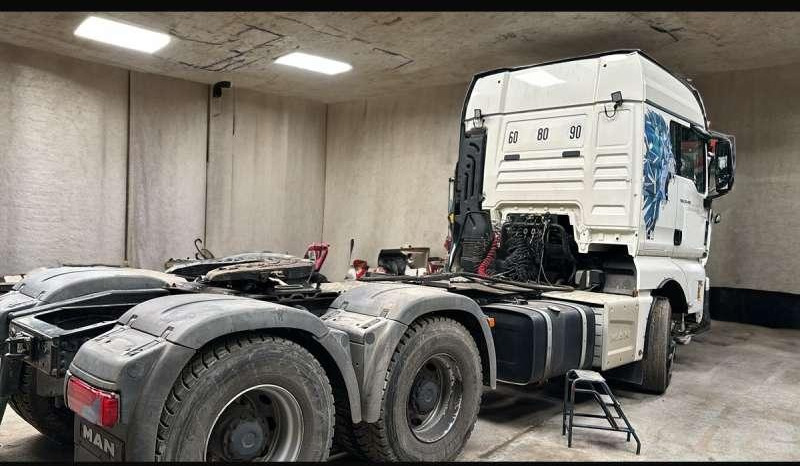 MAN TGX 33.480 - رأس تريلا: صورة 4 MAN TGX 33.480 - رأس تريلا: صورة 4