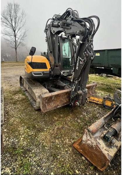 Mecalac 10MCR - حفار زاحف: صورة 4 Mecalac 10MCR - حفار زاحف: صورة 4