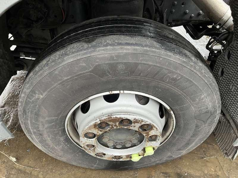شاحنة برافعة خطافية Mercedes ACTROS 2544: صورة 15