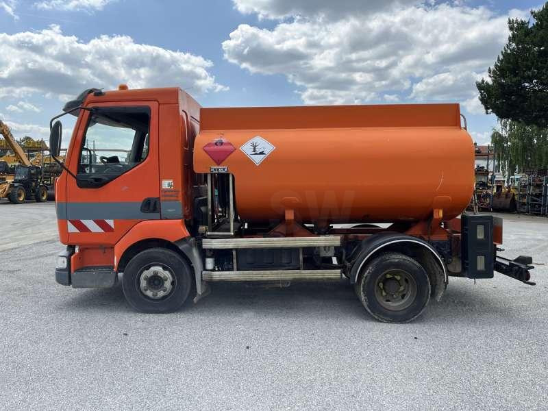 Renault MIDLUM 180 DCI - شاحنة صهريج: صورة 4 Renault MIDLUM 180 DCI - شاحنة صهريج: صورة 4