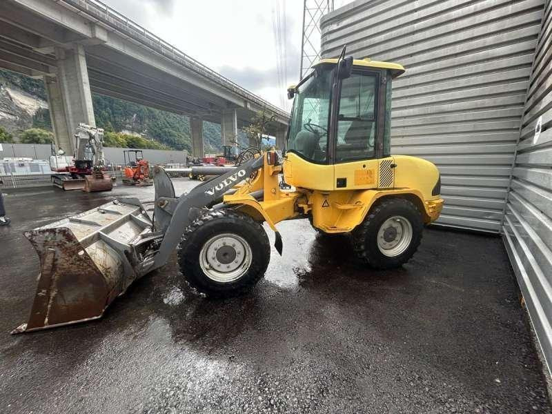 اللودر بعجل Volvo L30Z: صورة 10 اللودر بعجل Volvo L30Z: صورة 10