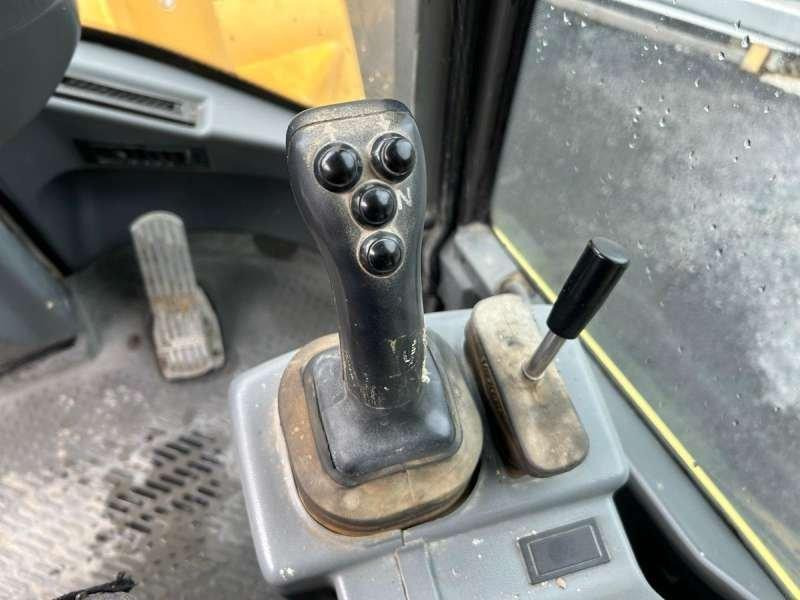 اللودر بعجل Volvo L30Z: صورة 39 اللودر بعجل Volvo L30Z: صورة 39