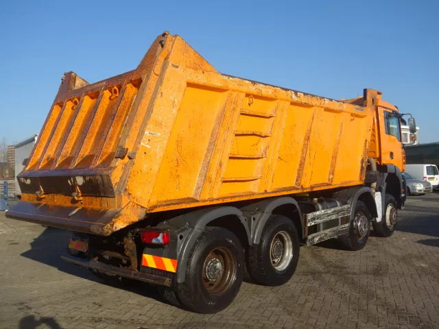 MAN TGA 41.440 8X6 MEILLER 22 CUB MANUAL GEARBOX - شاحنة قلاب: صورة 4 MAN TGA 41.440 8X6 MEILLER 22 CUB MANUAL GEARBOX - شاحنة قلاب: صورة 4