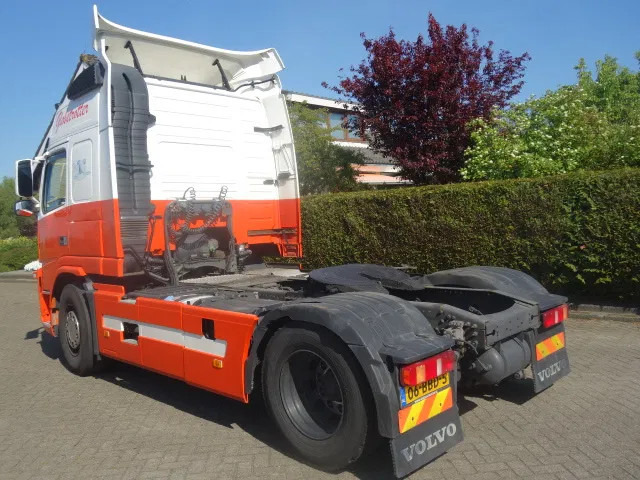 Volvo FM 370 GLOBETROTTER TOP CONDITION - مقطورة السحب: صورة 3 Volvo FM 370 GLOBETROTTER TOP CONDITION - مقطورة السحب: صورة 3