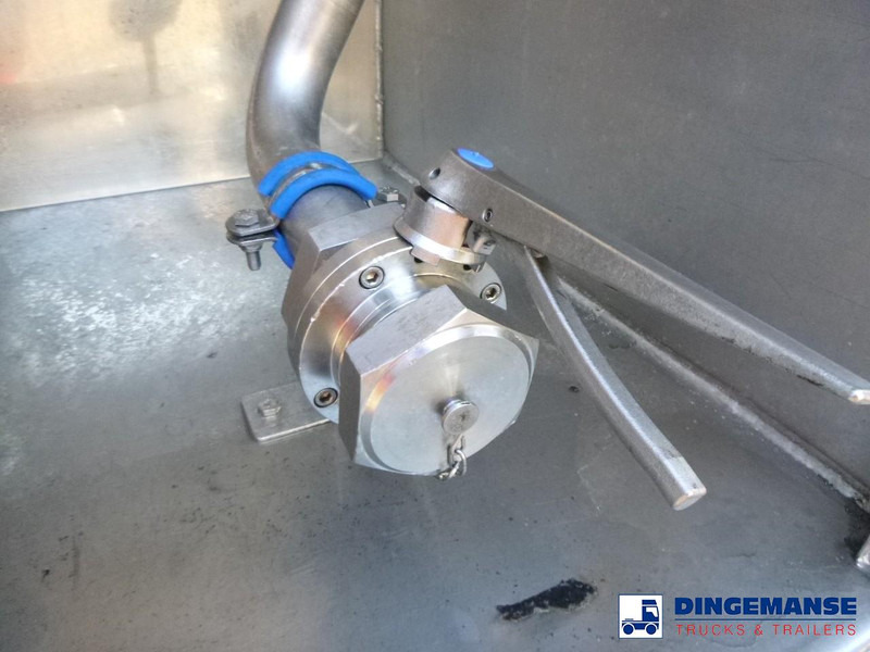 نصف مقطورة صهريج Clayton Food tank inox 30 m3 / 1 comp: صورة 9