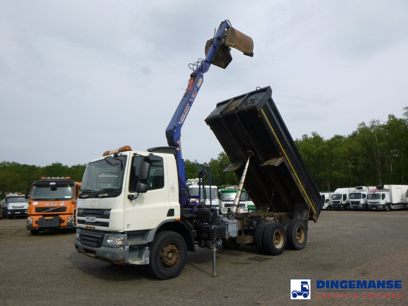 DAF CF 75.310 6x4 RHD tipper + HMF 1144 K-1 + grapple - شاحنة كرين: صورة 1 DAF CF 75.310 6x4 RHD tipper + HMF 1144 K-1 + grapple - شاحنة كرين: صورة 1