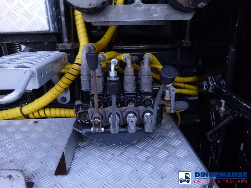 شاحنة قطع الأشجار, شاحنة كرين DAF XF 105.510 6x4 + Loglift F281S83 crane / timber truck + dolly: صورة 20 شاحنة قطع الأشجار, شاحنة كرين DAF XF 105.510 6x4 + Loglift F281S83 crane / timber truck + dolly: صورة 20