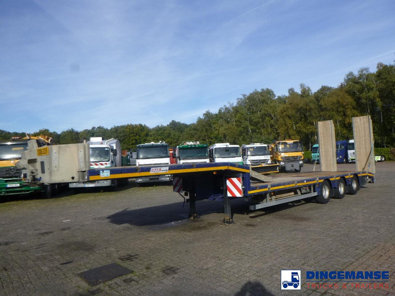 Faymonville 3-axle semi-lowbed trailer 50T + ramps - نصف مقطورة بلودر منخفض: صورة 1 Faymonville 3-axle semi-lowbed trailer 50T + ramps - نصف مقطورة بلودر منخفض: صورة 1