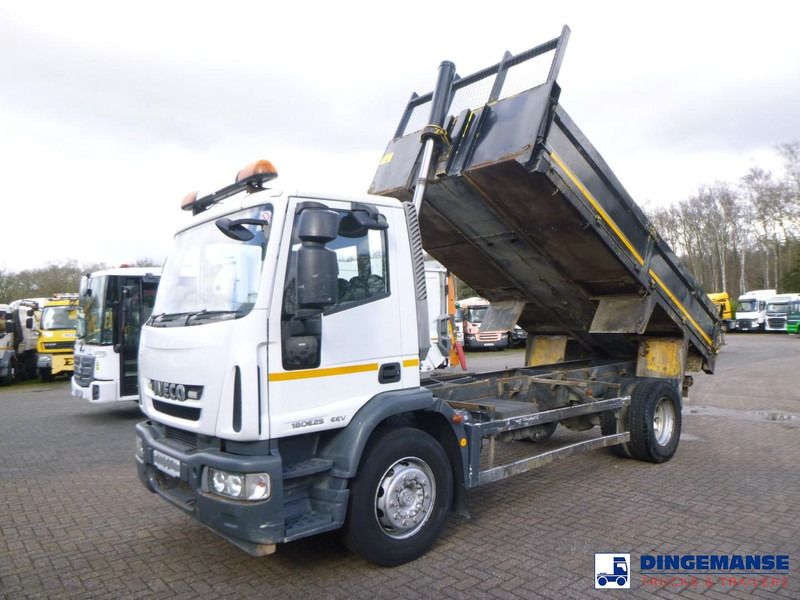 Iveco Eurocargo 180E25 4x2 RHD tipper - شاحنة قلاب: صورة 1 Iveco Eurocargo 180E25 4x2 RHD tipper - شاحنة قلاب: صورة 1