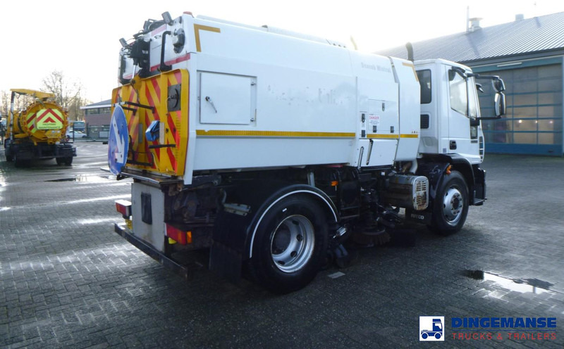 Iveco Eurocargo ML150E22 4x2 Scarab Mistral 6.2 m3 sweeper - سياره كنس شوارع: صورة 4 Iveco Eurocargo ML150E22 4x2 Scarab Mistral 6.2 m3 sweeper - سياره كنس شوارع: صورة 4