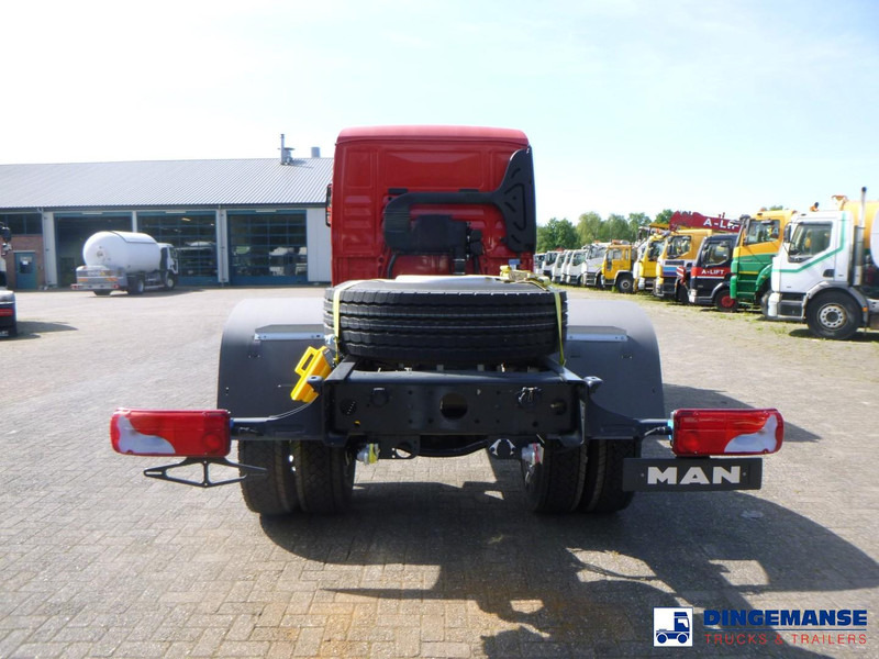 MAN TGM 18.320 4x4 BB chassis / new/unused - شاحنة بهيكل معدني للمقصورة: صورة 5 MAN TGM 18.320 4x4 BB chassis / new/unused - شاحنة بهيكل معدني للمقصورة: صورة 5